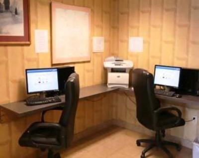 фото отеля Budget Host Inn & Suites Lancaster (Pennsylvania)