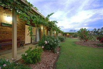 фото отеля Woolshed Hill Estate Pokolbin