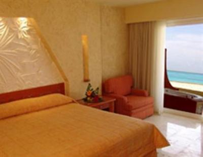 фото отеля Sunset Fisherman Spa and Resort Playa del Carmen