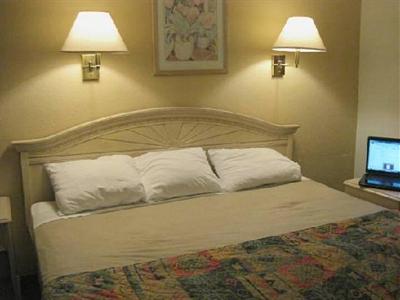 фото отеля Travelodge Hotel San Diego