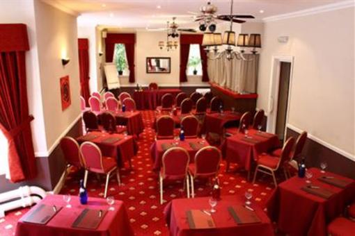 фото отеля Old Rose and Crown Hotel