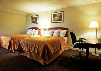 фото отеля Quality Inn Aiport