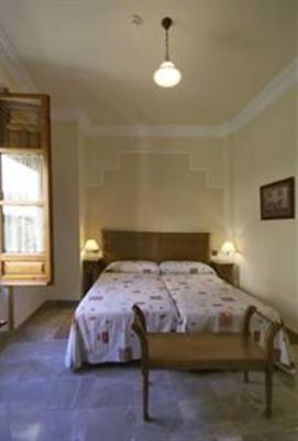 фото отеля Apartamentos Turisticos San Matias Granada