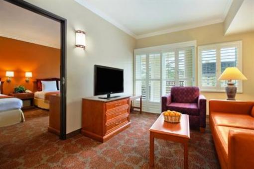 фото отеля Desert Palms Hotel & Suites
