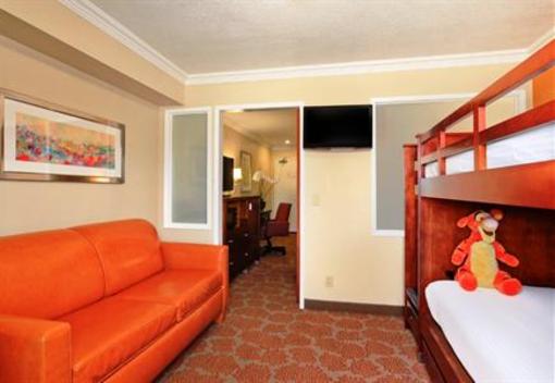 фото отеля Desert Palms Hotel & Suites