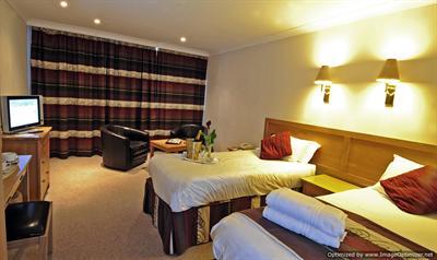 фото отеля Best Western Diplomat Hotel Llanelli