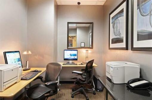 фото отеля Doubletree Guest Suites Austin