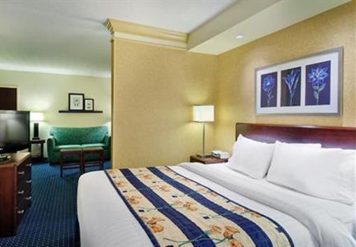 фото отеля SpringHill Suites Detroit Southfield