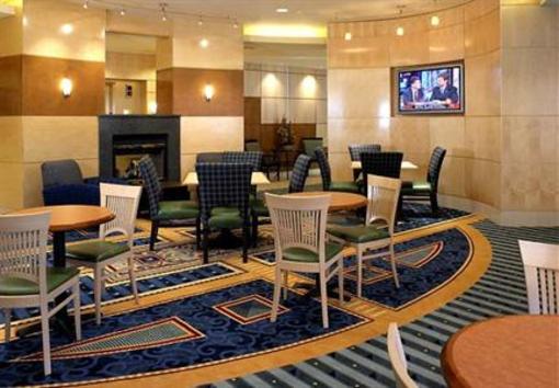 фото отеля SpringHill Suites Detroit Southfield