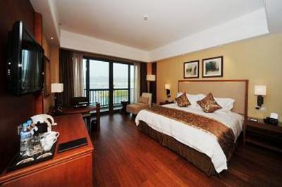 фото отеля Warm Island Lake Resort Hangzhou