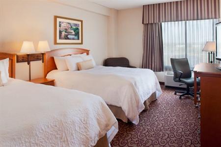фото отеля Hampton Inn Council Bluffs