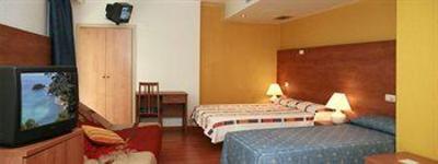 фото отеля Sant Jordi Hotel
