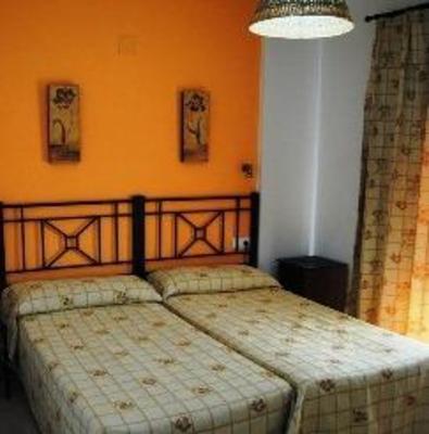 фото отеля Hostal Malia