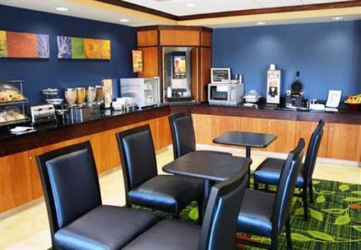 фото отеля Fairfield Inn & Suites by Marriott Colorado Springs North/Air Force Academy