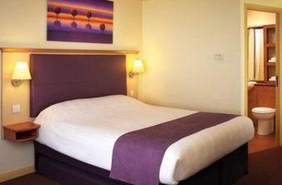 фото отеля Premier Inn Stafford North (Spitfire)