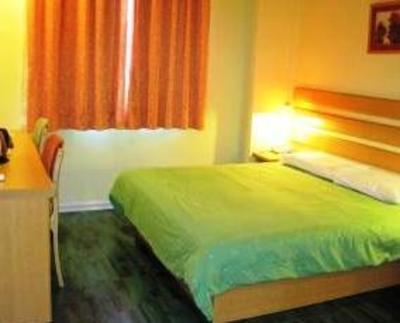 фото отеля Home Inn Xiamen Jiahe Road Lianban Xinjing