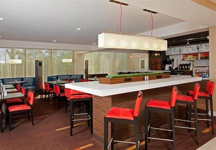 фото отеля Courtyard by Marriott Chicago Elmhurst Oakbrook Area