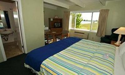 фото отеля Beachfront Inn