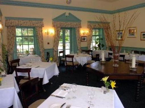 фото отеля Tyddn Llan Restaurant with Rooms Corwen