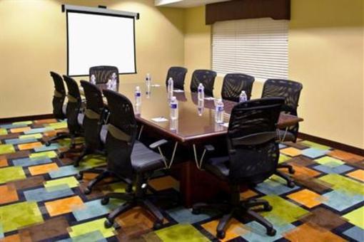 фото отеля Holiday Inn Express Grove City-Prime Outlet Mall