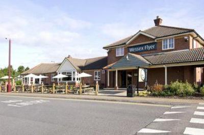 фото отеля Premier Inn Bristol South