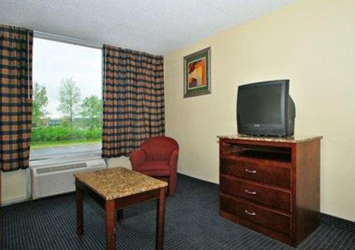 фото отеля Quality Inn & Suites Lafayette (Indiana)