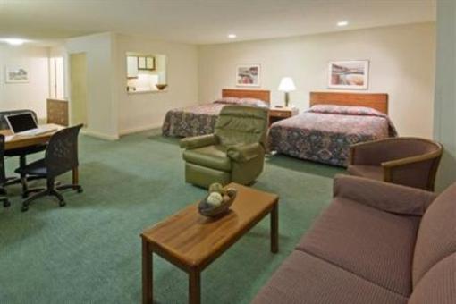 фото отеля Studioplus Hotel Cleveland Airport North Olmsted