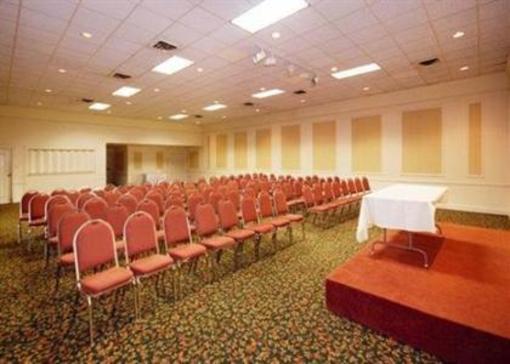 фото отеля Quality Inn Rhinelander
