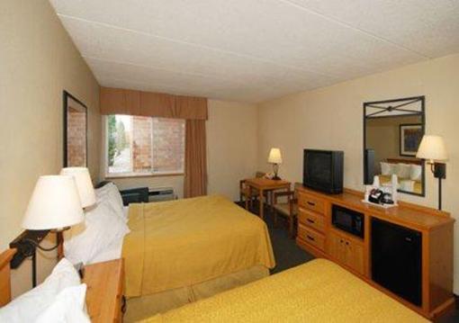 фото отеля Quality Inn Rhinelander
