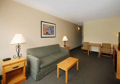 фото отеля Quality Inn Rhinelander