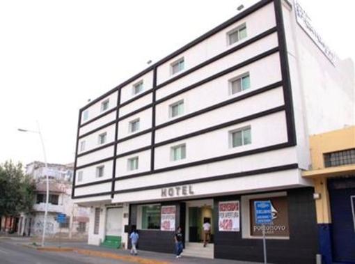 фото отеля Hotel Portonovo de Guadalajara