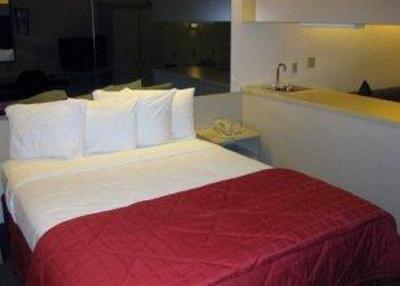 фото отеля Quality Inn at ASU-Airport