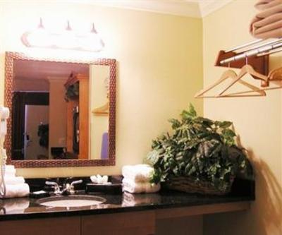 фото отеля Inn at Oak Plantation