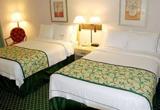 фото отеля Fairfield Inn & Suites Dallas North Farmers Branch
