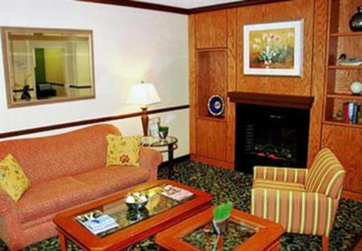 фото отеля Fairfield Inn & Suites Dallas North Farmers Branch