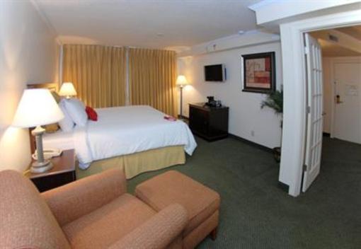 фото отеля Crowne Plaza Hotel Kansas City - Overland Park