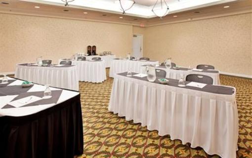 фото отеля Crowne Plaza Hotel Kansas City - Overland Park
