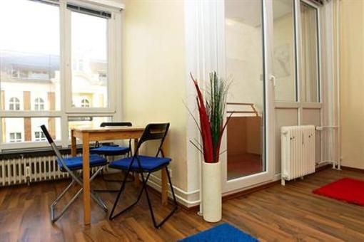 фото отеля Bearlin City Apartment Olivaerplatz Berlin