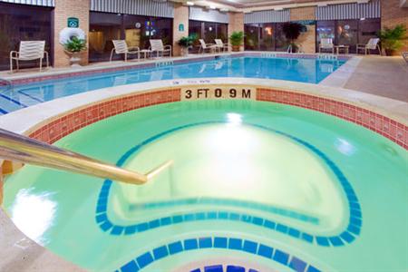 фото отеля Holiday Inn Express Easton