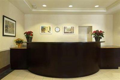 фото отеля Quality Hotel Champlain Waterfront