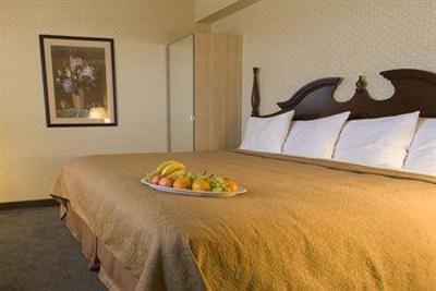 фото отеля Quality Hotel Champlain Waterfront