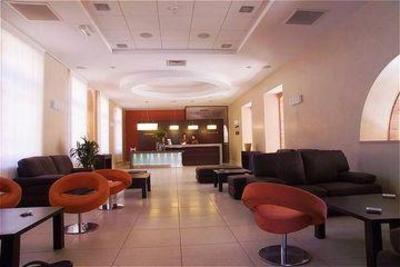 фото отеля Crowne Plaza Hotel Montauban