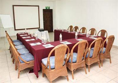 фото отеля Hotel Mision Comanjilla Silao