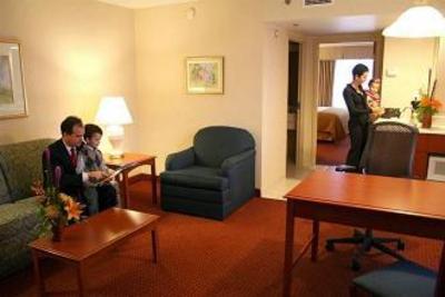 фото отеля Embassy Suites Hotel Columbus Dublin