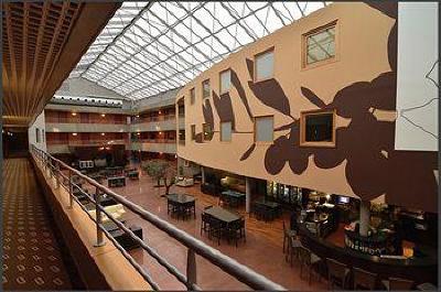 фото отеля Olivarius Aparthotel Villeneuve d'Ascq