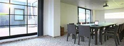 фото отеля Olivarius Aparthotel Villeneuve d'Ascq
