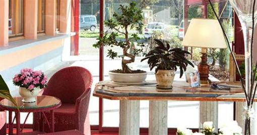 фото отеля Le Rhein Carrer Hotel