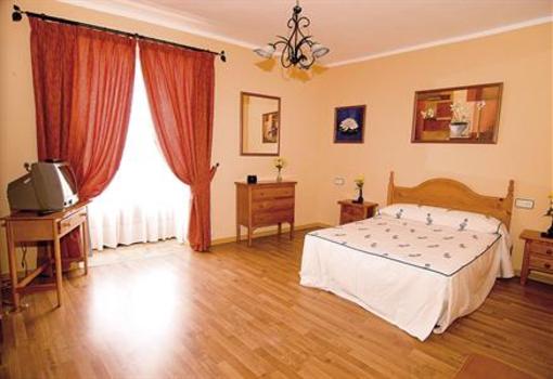фото отеля Hostal Cristina Chipiona