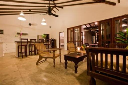 фото отеля Poya Villa