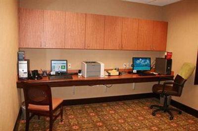 фото отеля Hampton Inn & Suites Albany Airport Latham